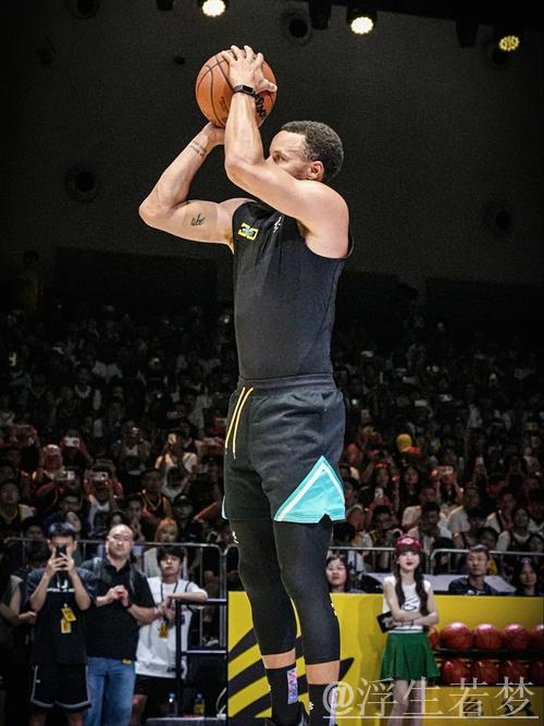 库里谈赛前球员通道投篮:希望借此带来好运气 库里谈赛前球员通道投篮:希望借此带来好运气